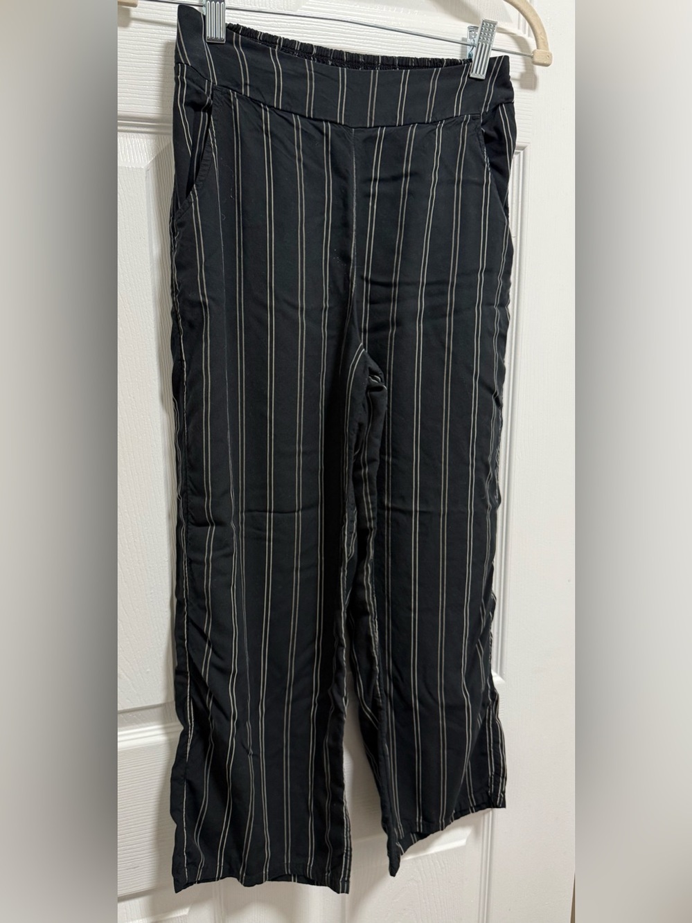Billabong Black Rayon Pinstripe Pants Small